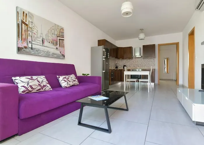 Paceville Garden Jacuzzi & Bbq Apartment Saint Julian's