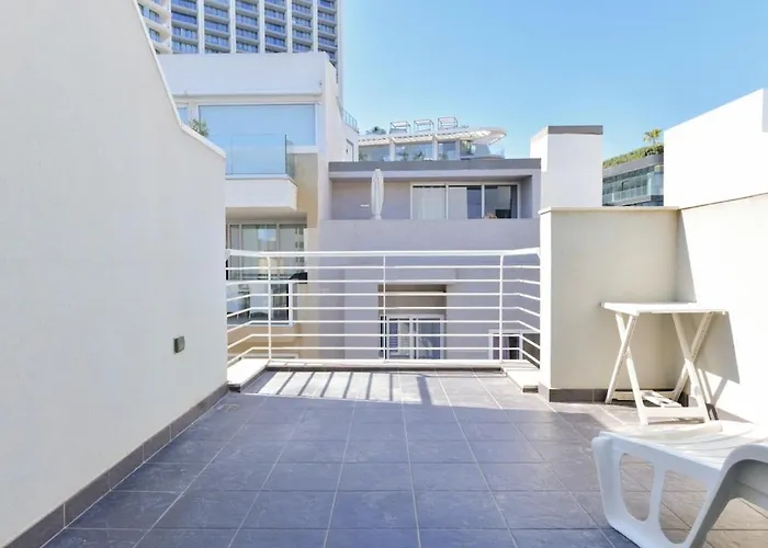 Paceville Garden Jacuzzi & Bbq Apartment